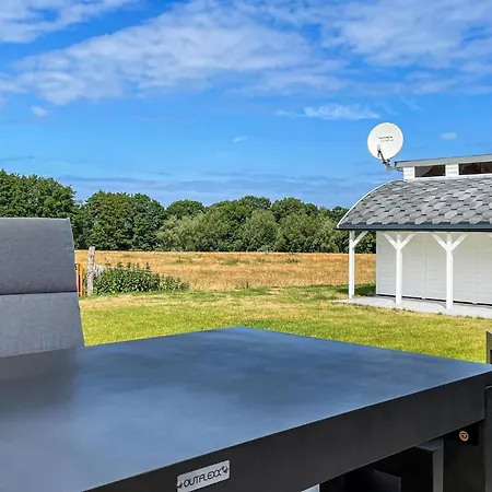 Holiday home 2 Bedroom Lovely In Boiensdorf Gustow (Nordwestmecklenburg)