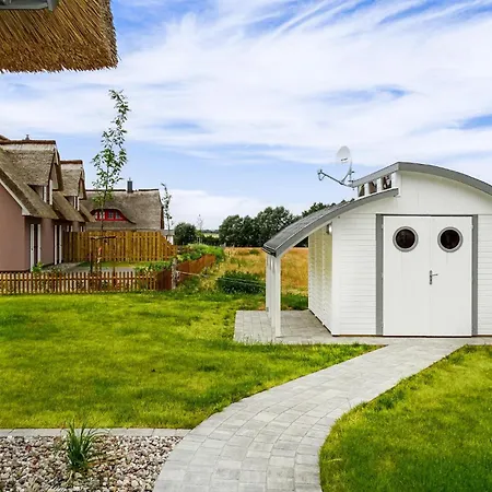 Holiday home 2 Bedroom Lovely In Boiensdorf